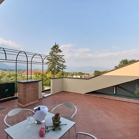 Da Oscar Flowers Appartement Barcuzzi